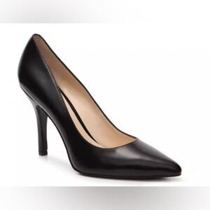 🎀 Nine West Shimmer Leather Pump, Black, Size 9.5